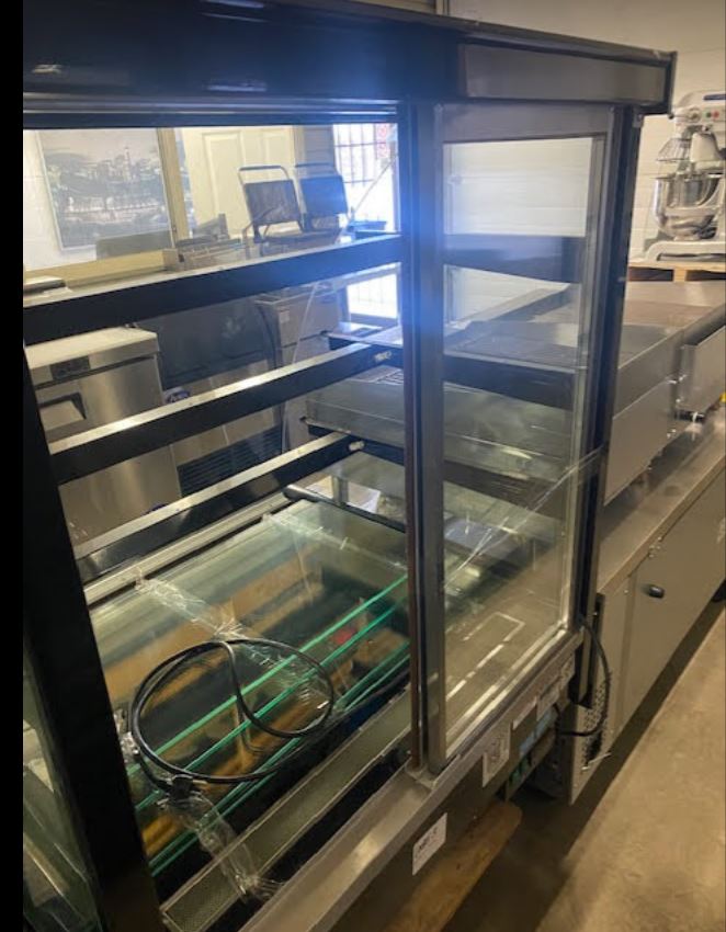 deli case left side front
