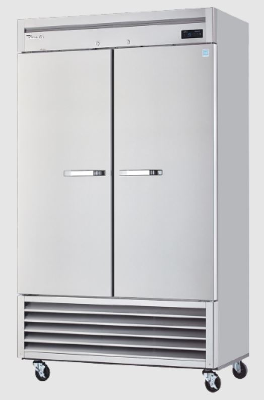 solid door upright cooler