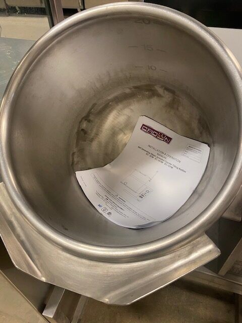 Restaurant 6 Gallon Electric Tilting Steam Kettle with Stand Buy used calgary